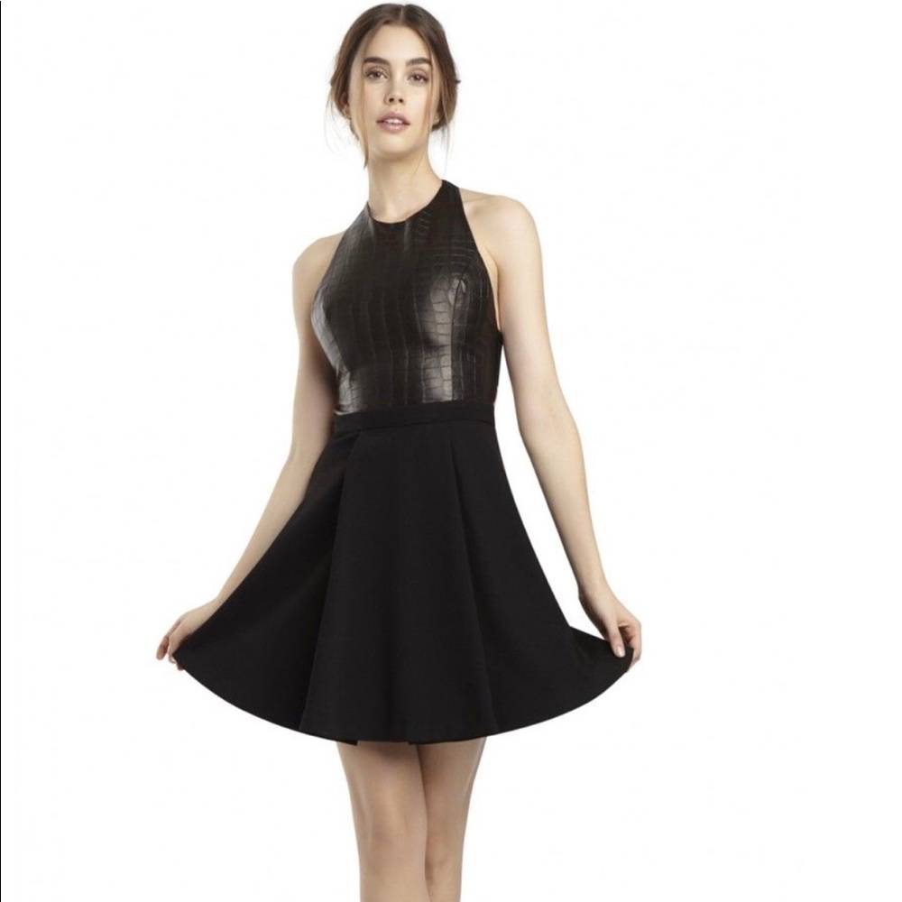 NWT Alice + Olivia Danie Open Back Dress in Black